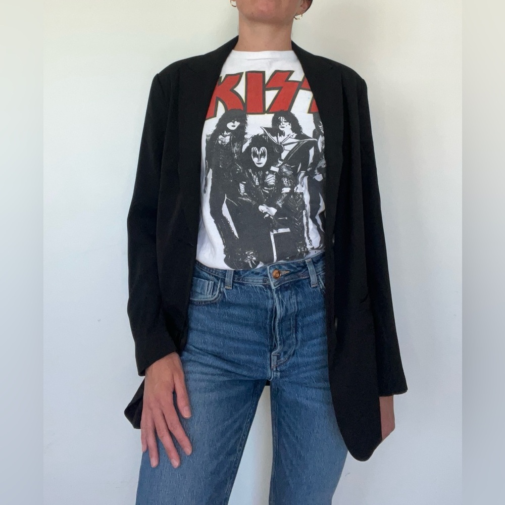 KISS White Graphic T-Shirt Small
